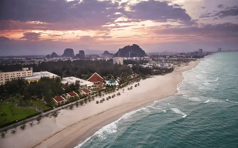 Tạp chí du lịch Wanderlust Tips Centara Sandy Beach Resort Đà Nẵng ra mắt gói Hội họp đẳng cấp mới