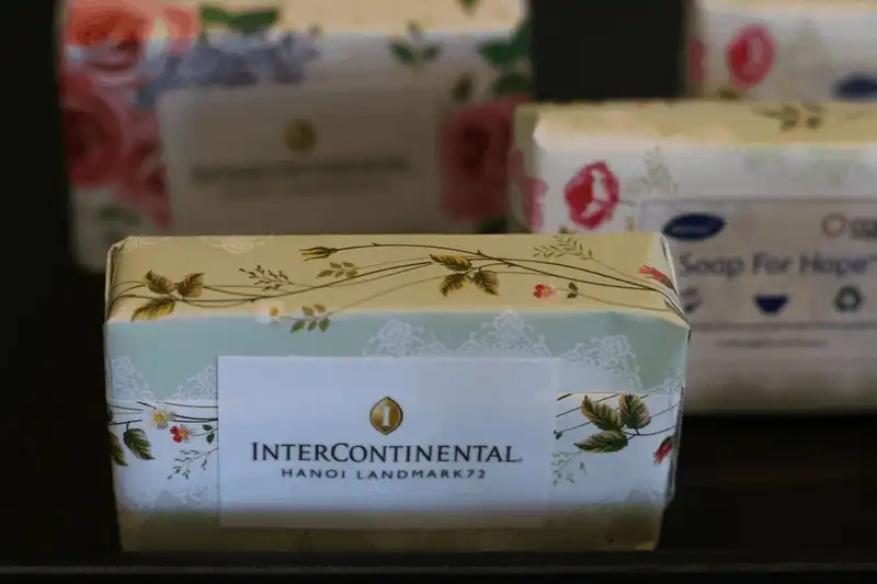 Tạp chí du lịch Wanderlust Tips Chương trình Soap For Hope - xà phòng hi vọng cho trẻ em nghèo