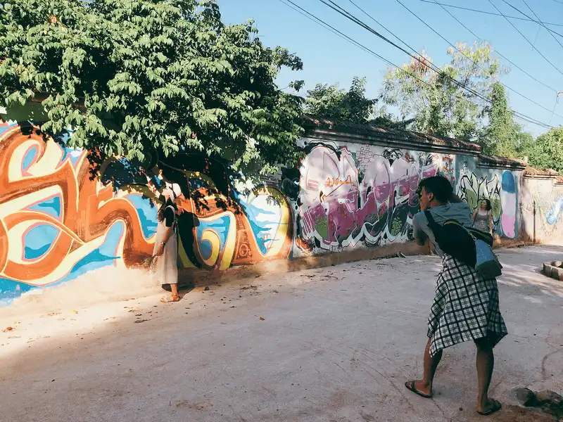 Ngỡ ngàng con đường bích họa vạn người mê dài gần 1km ở Huế 14 Tạp chí du lịch Wanderlust Tips Con đường bích họa vạn người mê dài gần 1km ở xứ Huế mộng mơ