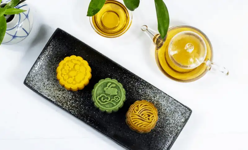 Tạp chí du lịch Wanderlust Tips Dạo quanh một vòng châu Á để xem sự khác lạ của chiếc bánh trung thu