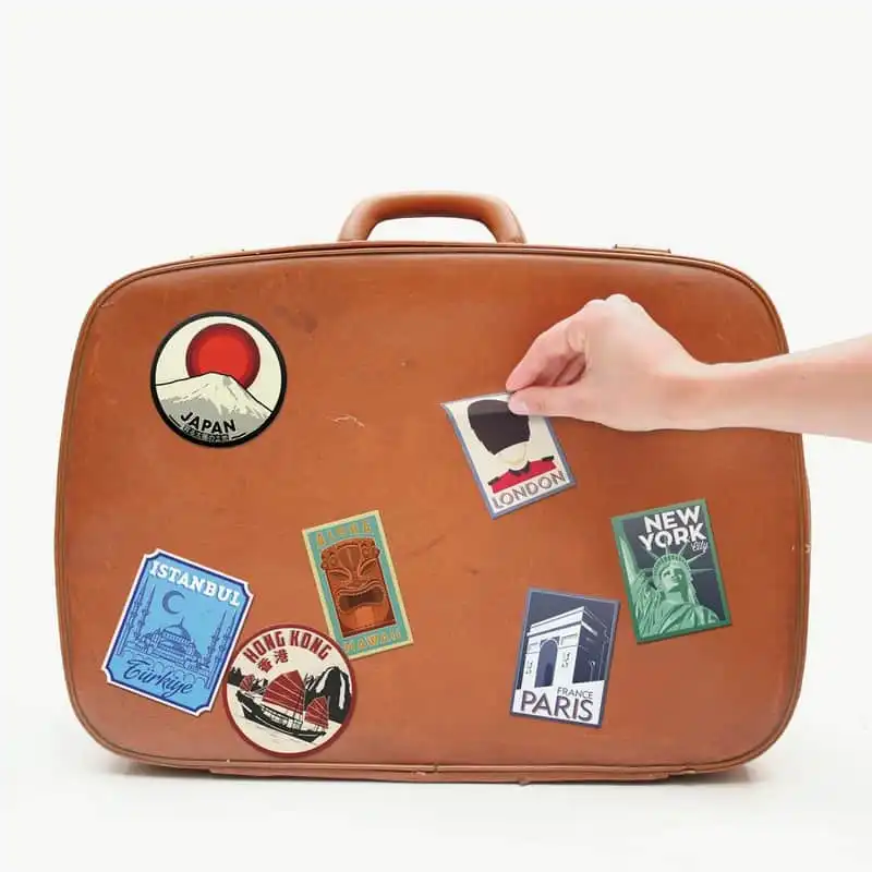 "Dắt túi" kinh nghiệm để tránh thất lạc hành lý 6 Tạp chí du lịch Wanderlust Tips | Dắt túi kinh nghiệm để có chuyến đi trọn vẹn, không lo thất lạc hành lý