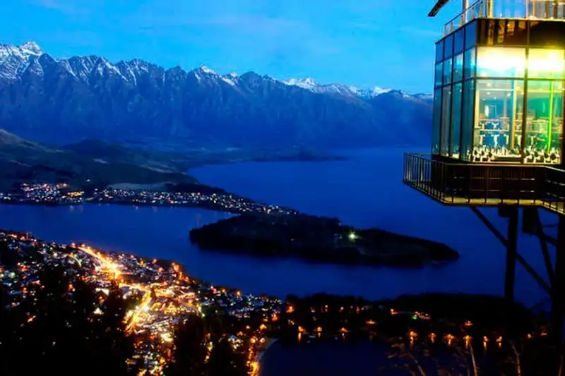 Ghé những nhà hàng trên cao tuyệt đẹp trên khắp thế giới 12 Tạp chí du lịch Wanderlust Tips | Điểm danh những nhà hàng trên cao tuyệt đẹp