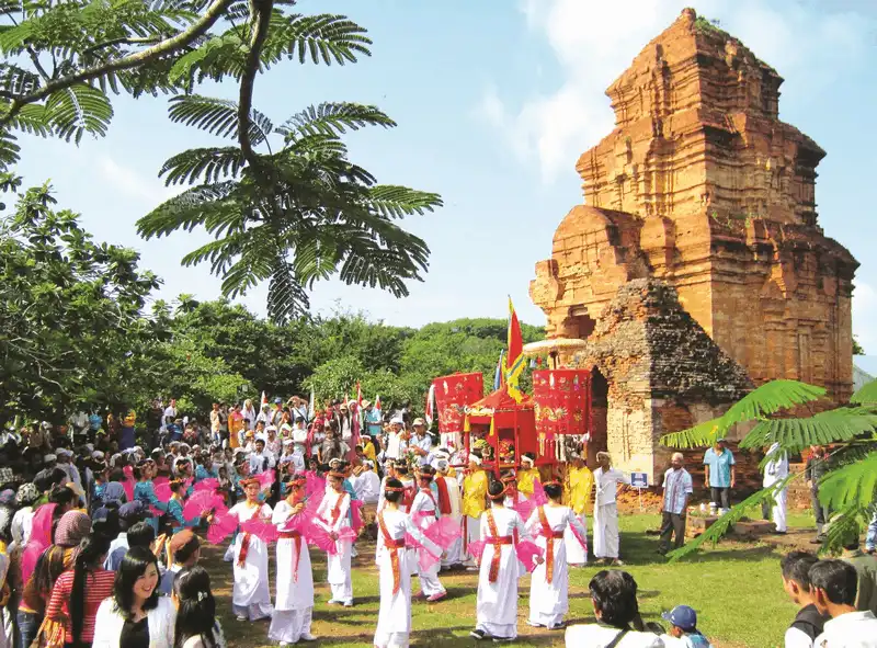 Tạp chí du lịch Wanderlust Tips Lễ hội Katê 2018 với nhiều hoạt động vô cùng hấp dẫn