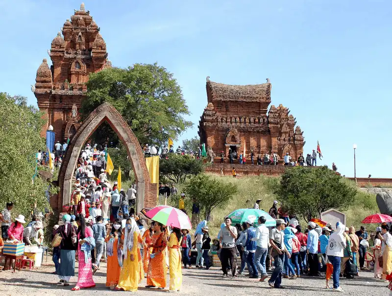 Tạp chí du lịch Wanderlust Tips Lễ hội Katê 2018 với nhiều hoạt động vô cùng hấp dẫn