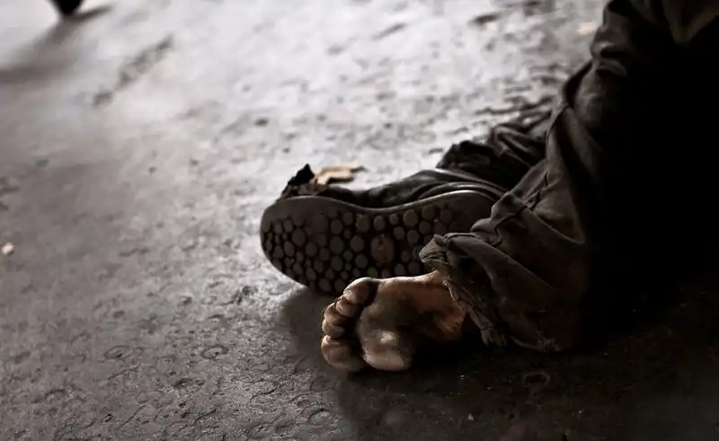 Tạp chí du lịch Wanderlust Tips Mặt tối ẩn khuất bên trong của một Paris hào nhoáng