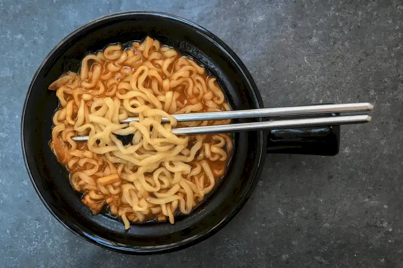 Người Indonesia và câu chuyện tình với mì ăn liền 6 Tạp chí du lịch Wanderlust Tips Người Indonesia và câu chuyện tình với gói mì ăn liền