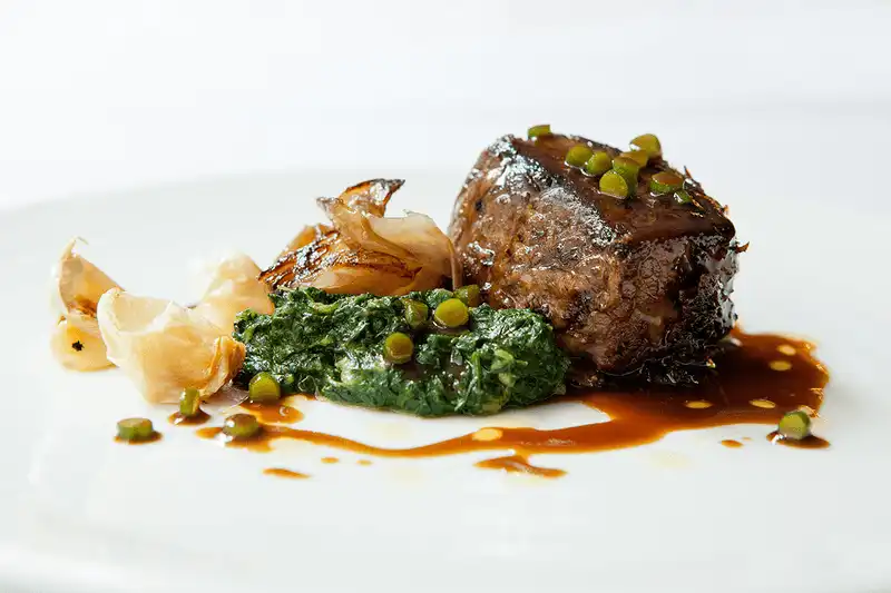 5 nhà hàng ở Hồng Kông mới được trao tặng sao Michelin 6 Tạp chí du lịch Wanderlust Tips 5 nhà hàng ở Hồng Kông mới được trao tặng sao Michelin