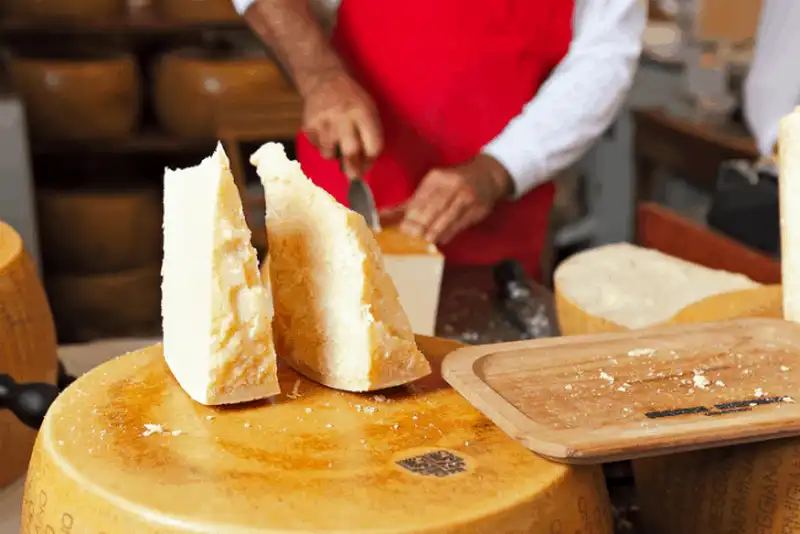 Tạp chí du lịch Wanderlust Tips Những tập tục ăn uống đặc biệt bạn phải nhớ khi đi du lịch