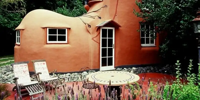 Tạp chí du lịch Wanderlust Tips | Top khách sạn kỳ lạ nhất trên thế giới