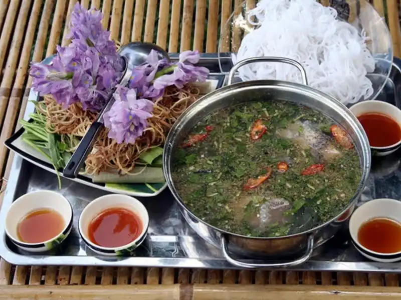 nhung-mon-ngon-khong-bo-qua-khi-den-can-tho-gao-trang-nuoc-trong