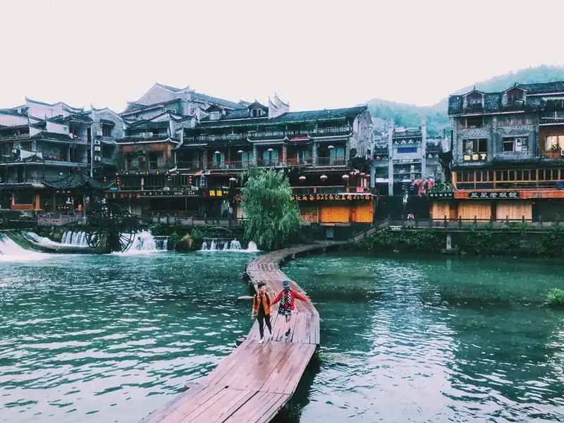 Tạp chí du lịch Wanderlust Tips | Những thành phố lãng mạn dành riêng cho các cặp đôi