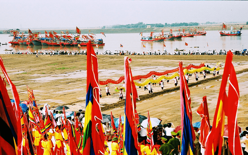 Tưng bừng Lễ hội mùa thu Côn Sơn-Kiếp Bạc 2018 5 Wanderlust Tips hai duong tung bung chuc le hoi mua thu con son kiep bac nam 2018 4