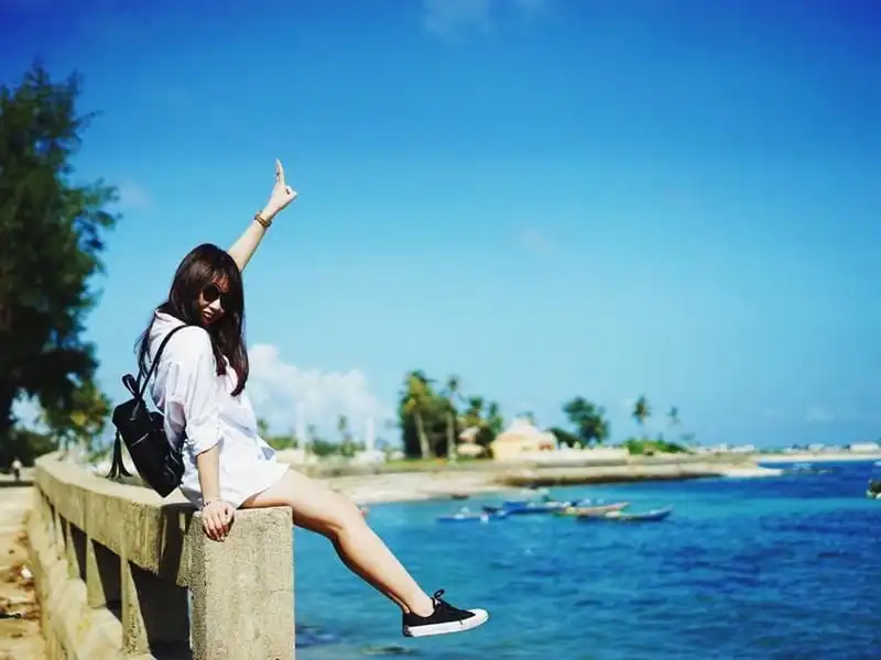 Bài học dành cho những cô gái thích đi du lịch một mình 5 Tạp chí du lịch Wanderlust Tips | Bài học dành cho những cô gái thích đi du lịch một mình