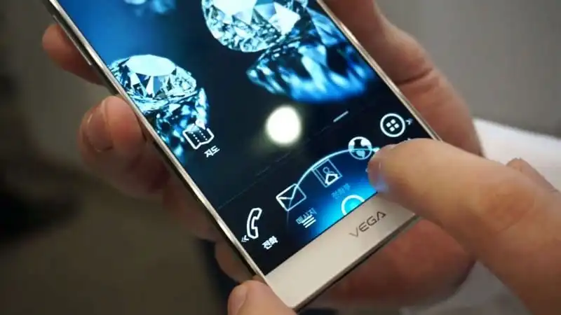 Tuyệt chiêu phát hiện thiết bị quay lén trong phòng khách sạn 7 Tạp chí du lịch Wanderlust Tips | Bật mí tuyệt chiêu phát hiện thiết bị quay lén trong phòng khách sạn