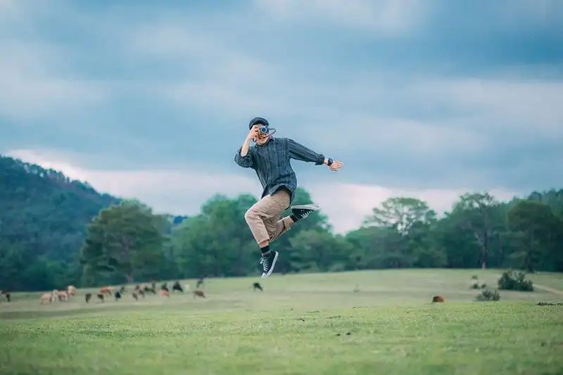 Chàng nghệ sĩ trót yêu Đà Lạt như hơi thở 10 Tạp chí du lịch Wanderlust Tips | Chàng nghệ sĩ trót yêu Đà Lạt như hơi thở