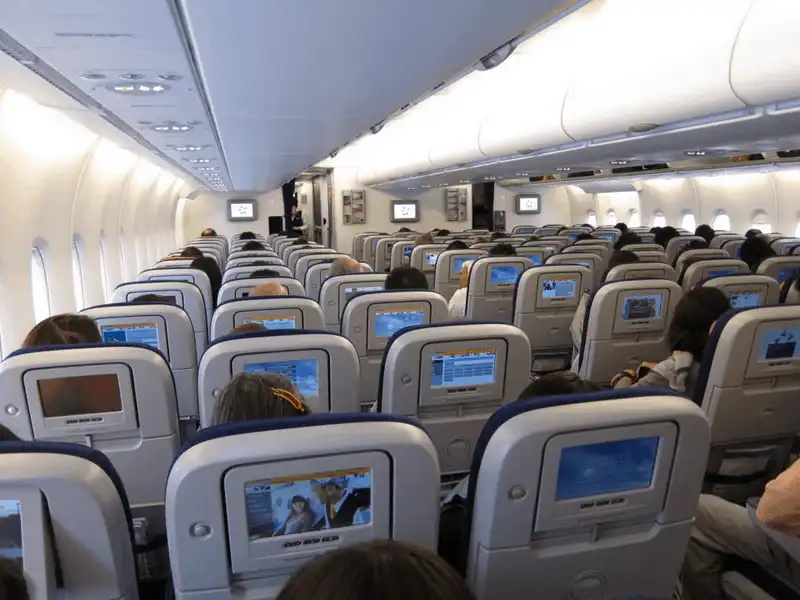 Tạp chí du lịch Wanderlust Tips Chết cười với những sự cố kì lạ khiến máy bay phải quay về điểm khởi hành