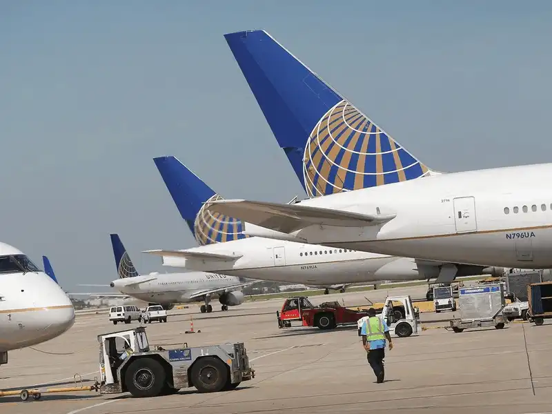 Tạp chí du lịch Wanderlust Tips Chết cười với những sự cố kì lạ khiến máy bay phải quay về điểm khởi hành