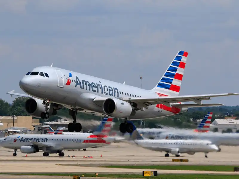 Tạp chí du lịch Wanderlust Tips Chết cười với những sự cố kì lạ khiến máy bay phải quay về điểm khởi hành