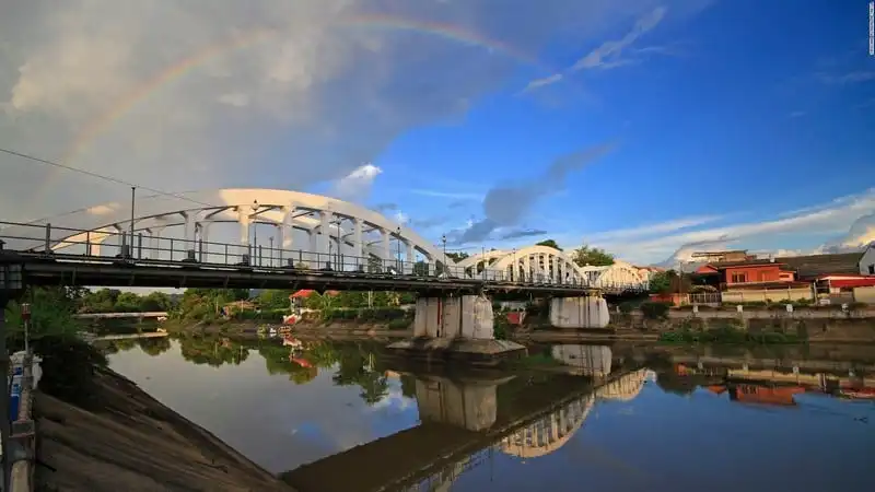 Tạp chí du lịch Wanderlust Tips | Ghé thăm những điểm đến bình yên như tranh vẽ ở xứ sở Chùa Vàng