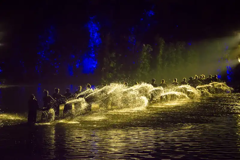 Hàng ngàn khách trở lại "Tinh hoa Bắc Bộ" trong đêm diễn mừng sinh nhật 1 năm 7 Tạp chí du lịch Wanderlust Tips Hàng ngàn khách trở lại Tinh hoa Bắc Bộ trong đêm diễn mừng sinh nhật 1 năm