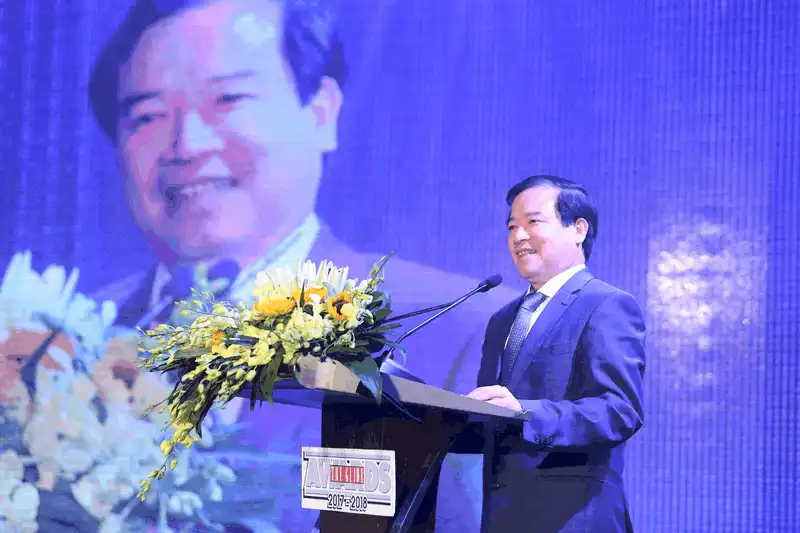 Liên hoan các doanh nghiệp trong ngành du lịch lần thứ 19 6 Tạp chí du lịch Wanderlust Tips Giải thưởng ngành du lịch The Guide Awards được tổ chức lần thứ 19