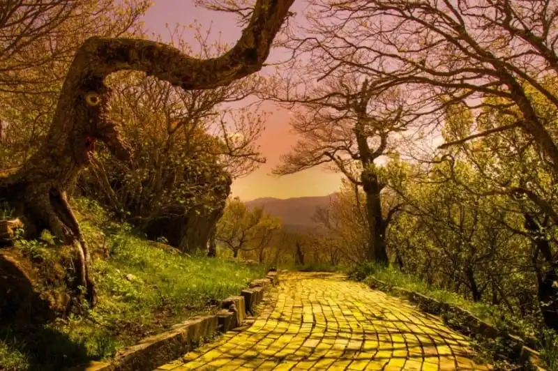 Tạp chí du lịch Wanderlust Tips | Những công viên bỏ hoang đầy ma quái ở các nước trên thế giới