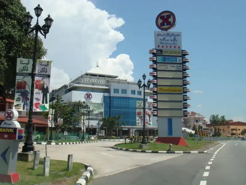 Tạp chí du lịch Wanderlust Tips | 5 điểm mua sắm thú vị khi ghé thăm đất nước Brunei