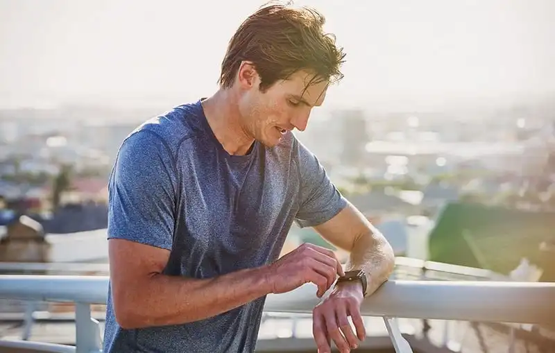 Tạp chí du lịch Wanderlust Tips | Những thiết bị công nghệ nhất định không thể thiếu khi đi du lịch