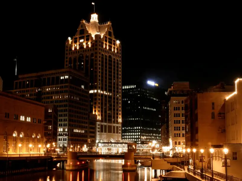 Tạp chí du lịch Wanderlust Tips Những tour du lịch rùng rợn, kì quái trong dịp Halloween