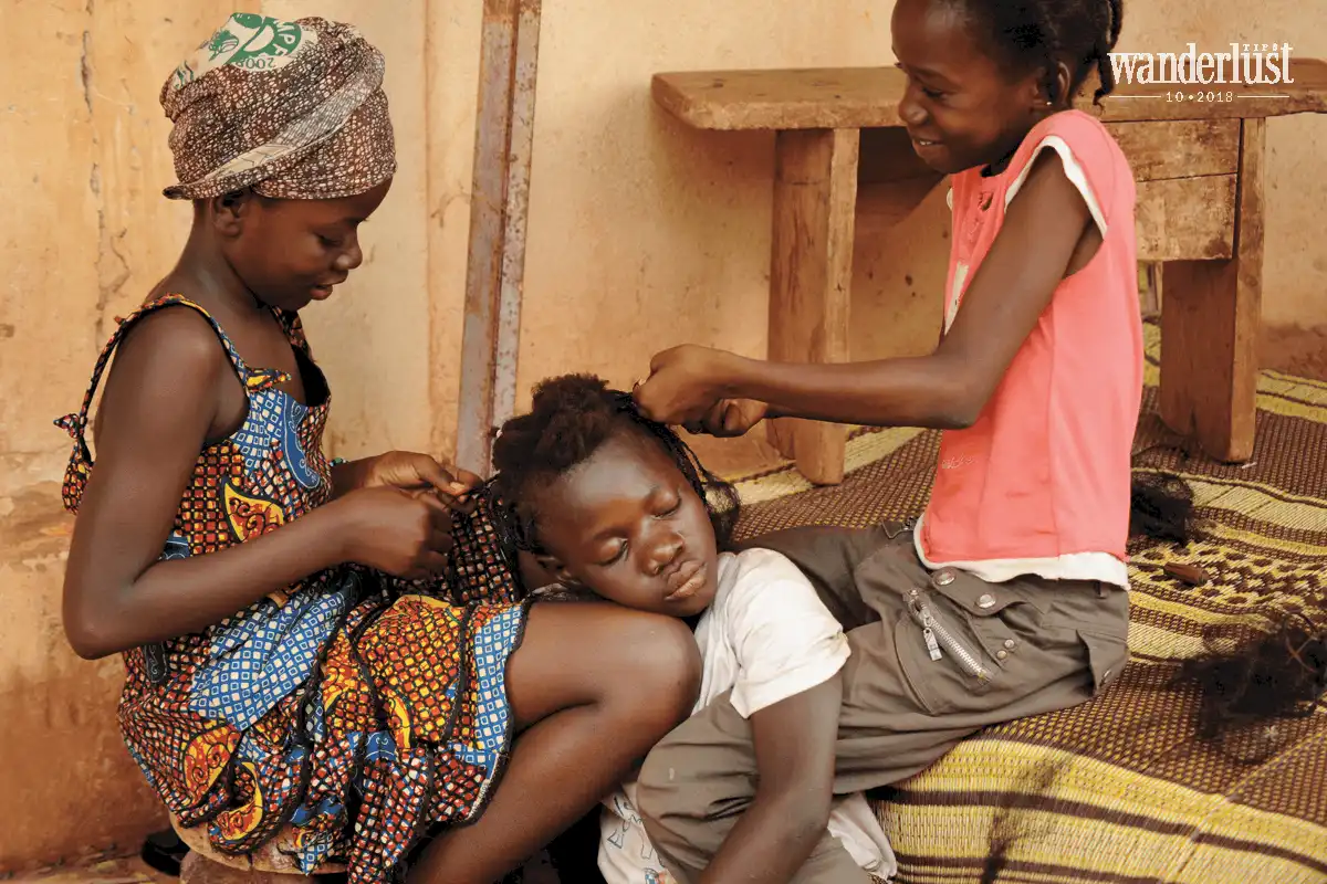 Ở Burundi người ta đội mọi thứ lên đầu 8 Tạp chí du lịch Wanderlust Tips Ở Burundi người ta đội mọi thứ lên đầu