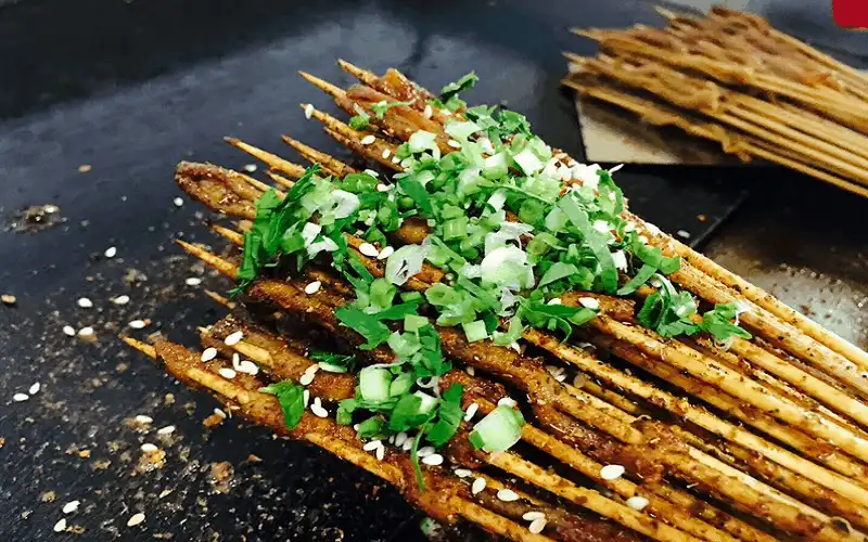 Tạp chí du lịch Wanderlust Tips Ruột vịt, món ăn độc lạ nhưng hút khách ở Trung Quốc