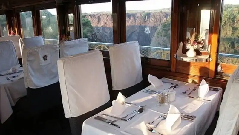 Top nhà hàng độc đáo ở xứ sở hoang dã châu Phi 8 Tạp chí du lịch Wanderlust Tips | Top nhà hàng độc đáo ở xứ sở hoang dã châu Phi