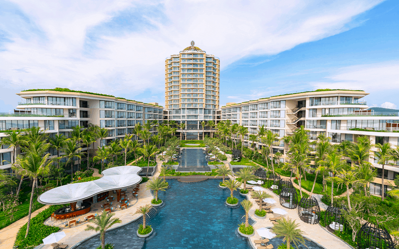 Wanderlust Tips intercontinental phu quoc long beach resort ra mat toa sky tower cao 19 tang 2