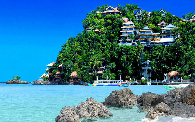 Wanderlust Tips thien duong bien dao boracay chinh thuc mo cua tro lai 1