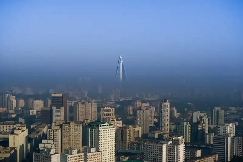 Tạp chí Du lịch Wanderlust Tips | Bí ẩn đằng sau khách sạn huyền bí chưa từng đón khách ở Triều Tiên