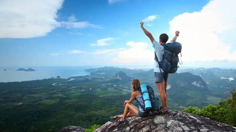 Bí kíp hữu ích cho chuyến du lịch bụi trọn vẹn 10 Tạp chí Du lịch Wanderlust Tips | Bí kíp hữu ích dành cho chuyến du lịch bụi trọn vẹn