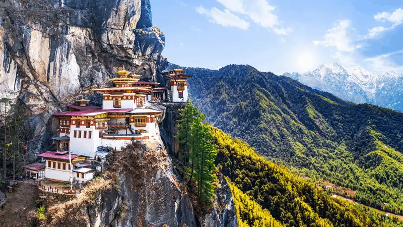 Tạp chí du lịch Wanderlust Tips Các quốc gia từ chối nhập cảnh đổi với người nhiễm HIV