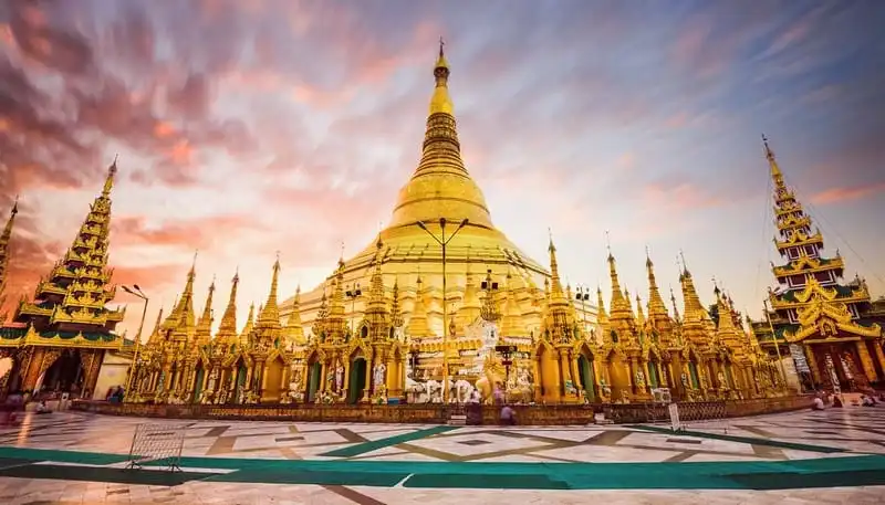 Tạp chí du lịch Wanderlust Tips | Chiêm ngưỡng ngôi chùa xa xỉ nhất thế giới ở Myanmar