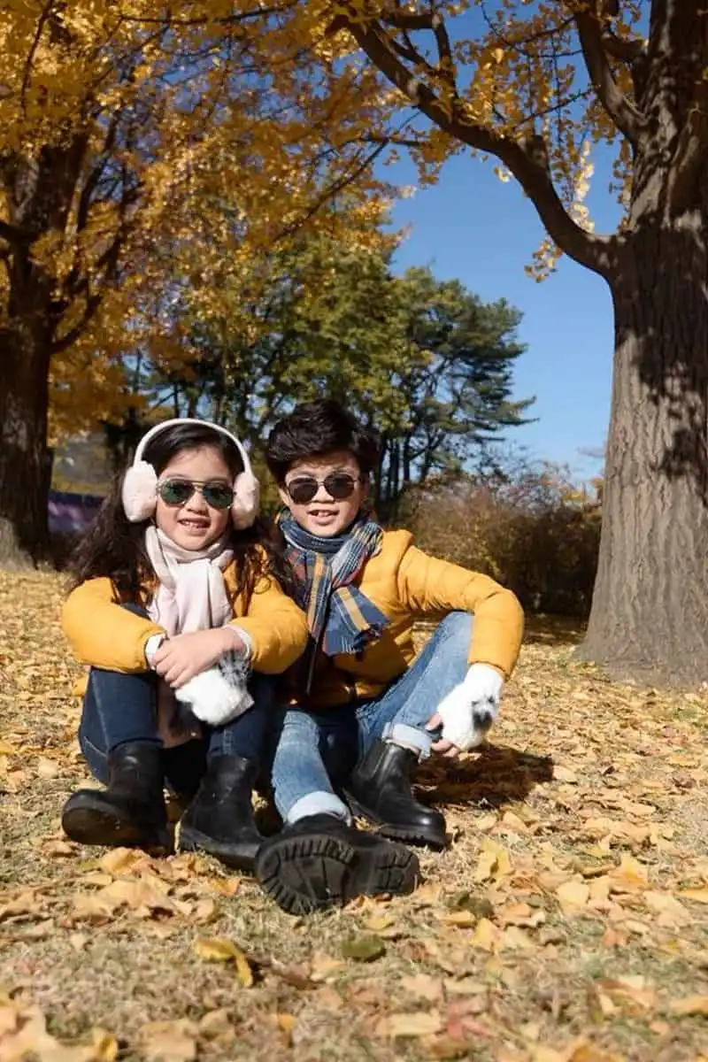 Tạp chí du lịch Wanderlust Tips | Đôi bạn thân nhí Hà thành hào hứng khi du lịch đến xứ sở kim chi 