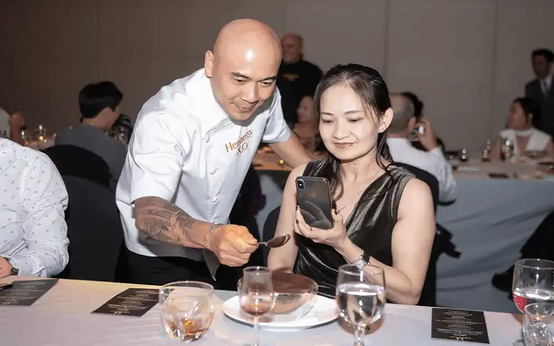 Tạp chí du lịch Wanderlust Tips H-Gourmet: Sự giao thoa ẩm thực Pháp – Việt với hương vị hảo hạng