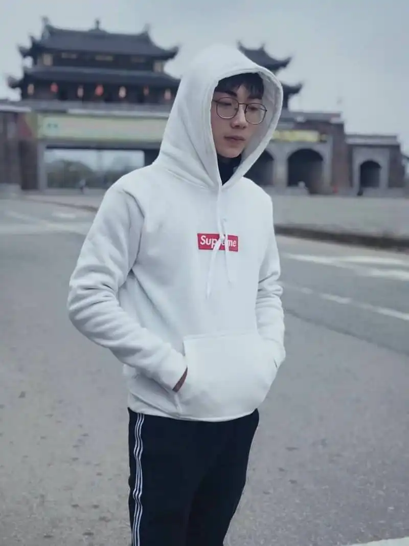 Tạp chí du lịch Wanderlust Tips | Kể chuyện chàng ca sĩ trẻ ru an yên qua những chuyến đi