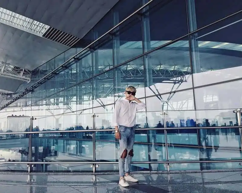 Tạp chí du lịch Wanderlust Tips | Kể chuyện chàng ca sĩ trẻ ru an yên qua những chuyến đi