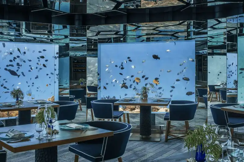 Tạp chí du lịch Wanderlust Tips InterContinental Shanghai, khách sạn ngầm đầu tiên ở Trung Quốc