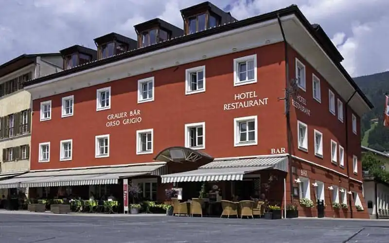 Khám phá 5 khách sạn lâu đời nhất thế giới 7 Tạp chí Du lịch Wanderlust Tips | Khám phá 5 khách sạn lâu đời nhất thế giới