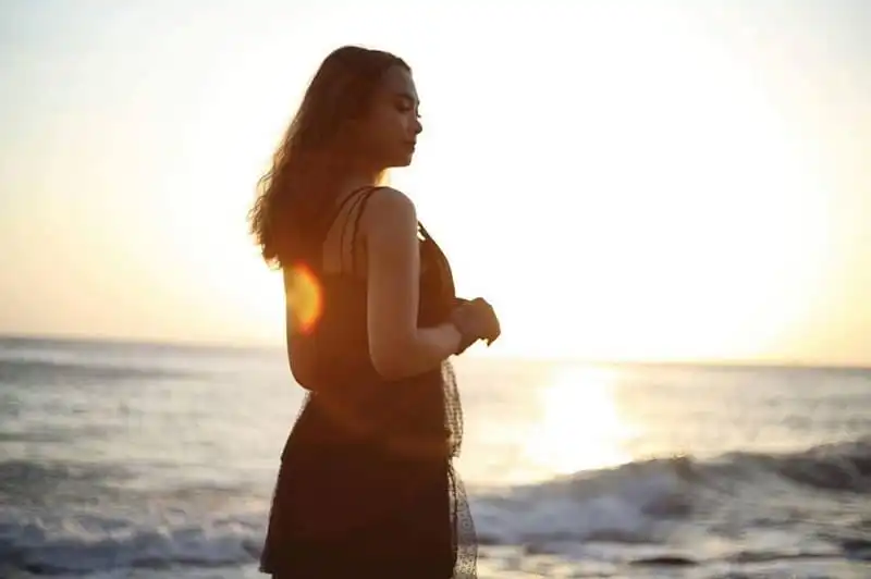 Tạp chí Du lịch Wanderlust Tips | Lắng nghe hành trình phiêu du của cô gái xinh đẹp