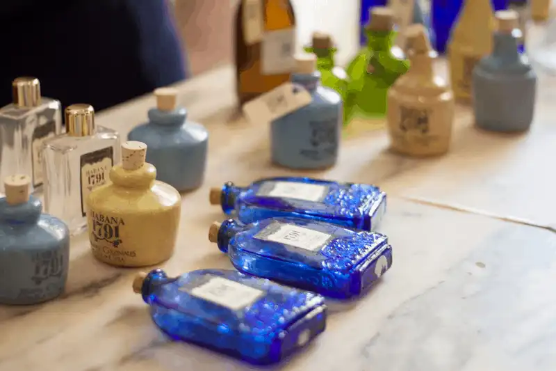 Tạp chí du lịch Wanderlust Tips Những địa điểm mua sắm không thể bỏ qua ở Havana