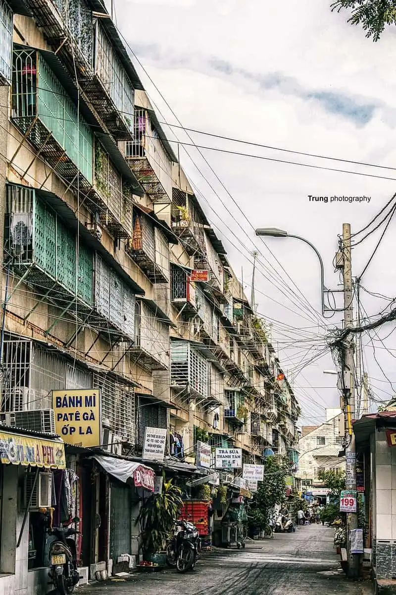 Tạp chí du lịch Wanderlust Tips | Những khu chung cư nhuốm màu hoài cổ ở Sài Gòn