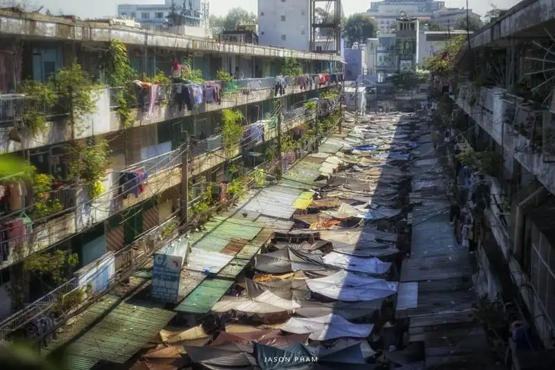 Tạp chí du lịch Wanderlust Tips | Những khu chung cư nhuốm màu hoài cổ ở Sài Gòn