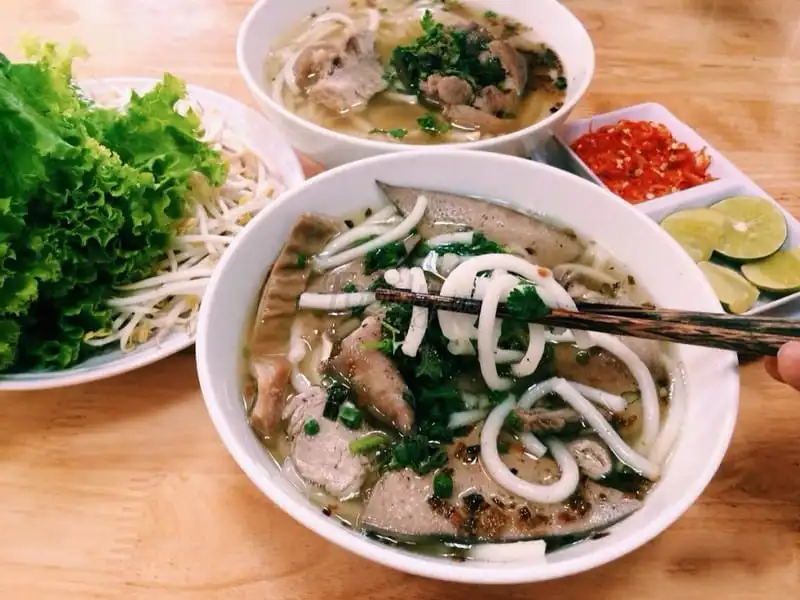 Tạp chí Du lịch Wanderlust Tips | Những món ngon ở "vương quốc dừa sáp" Trà Vinh