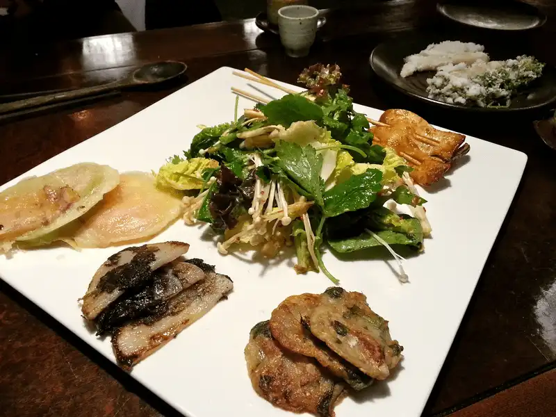 Những nhà hàng ăn chay bạn nên thử khi đi du lịch Hàn Quốc 6 Tạp chí du lịch Wanderlust Tips Những nhà hàng ăn chay bạn nên thử khi đi du lịch Hàn Quốc